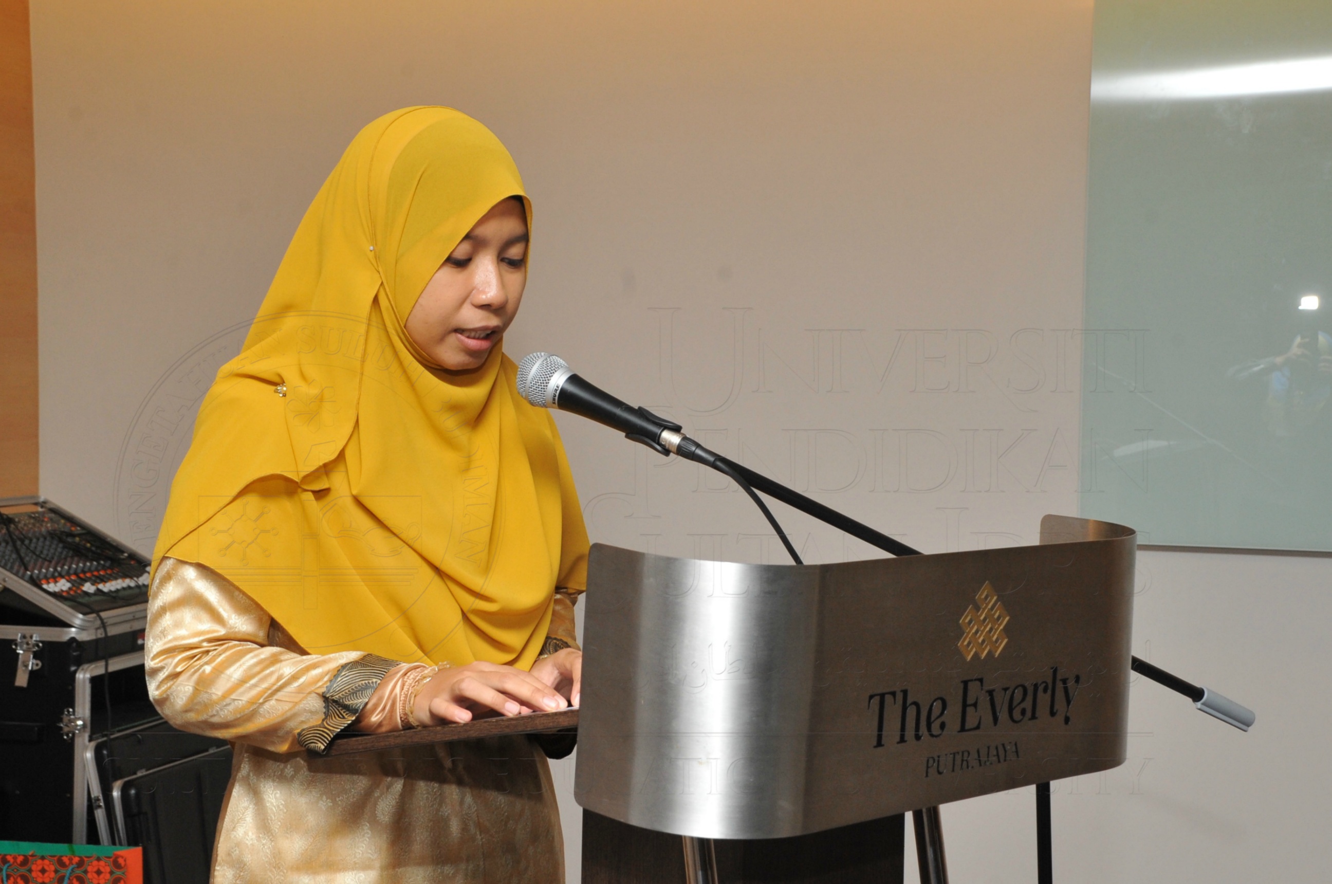 PRO15 160 MEGNATIC HAS 9690